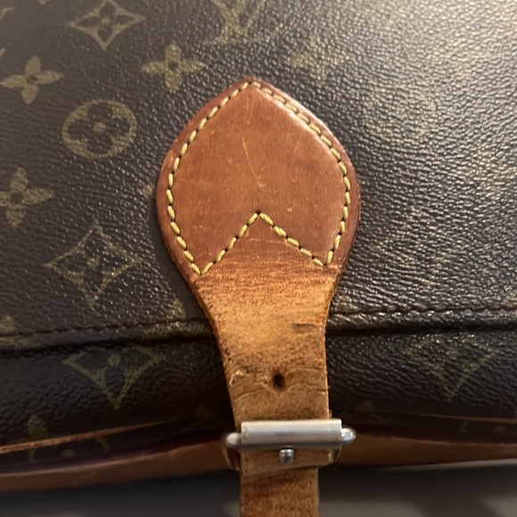 Louis Vuitton Monogram Cartouchiere - Picture 9 of 16